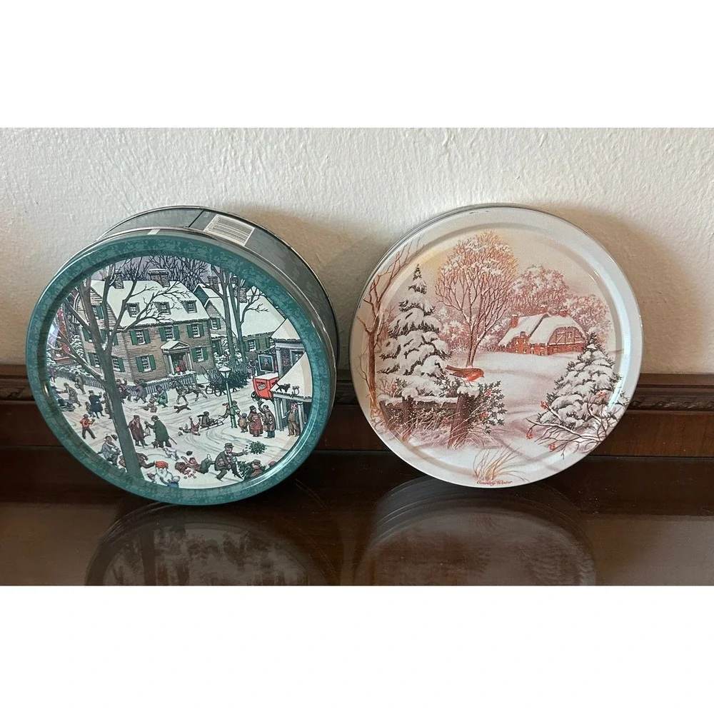 Vintage‎ Christmas Tins Set of 2 Winter Village Country Scene Holiday Storage